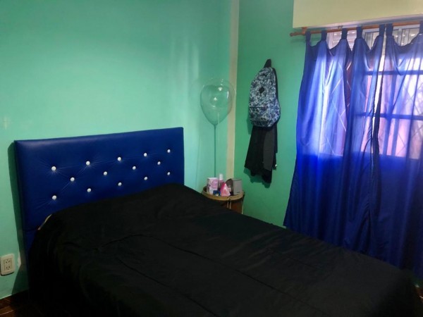 Hermosa casa en venta mas departamento monoambiente.