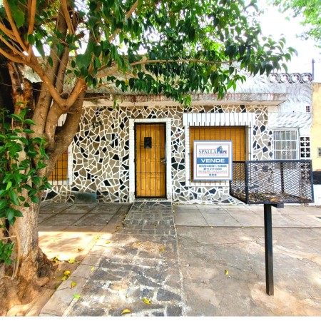 CASA EN VENTA 3 AMBIENTES EN MUÑIZ - Pedro Goyena al 900