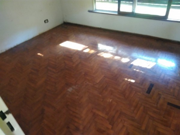 CASA 3 AMBIENTES EN VENTA - HURLINGHAM