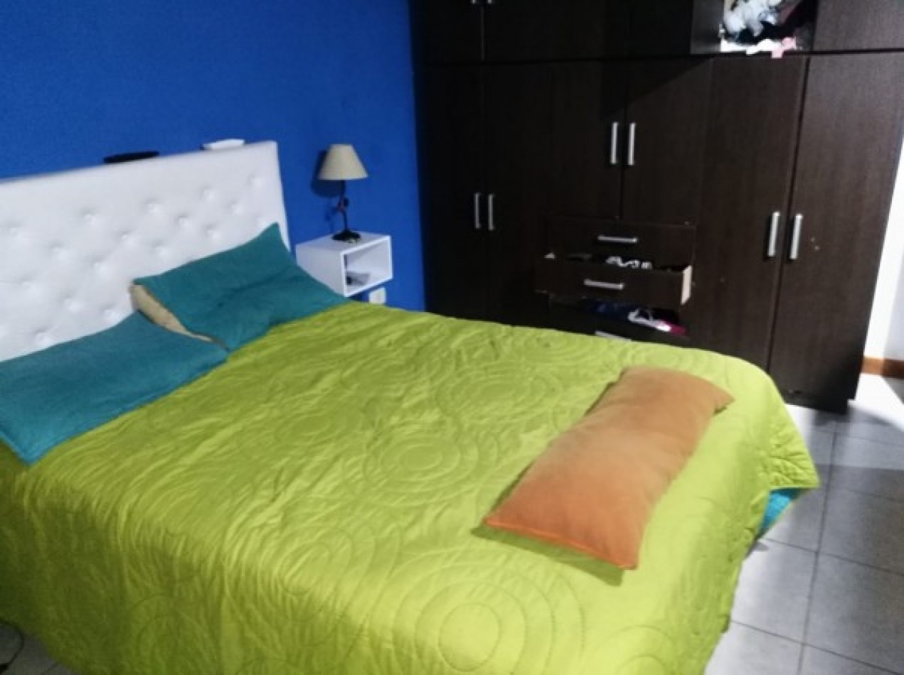 CASA EN VENTA - 7 DORMITORIOS - 10 AMBIENTES - BELLA VISTA