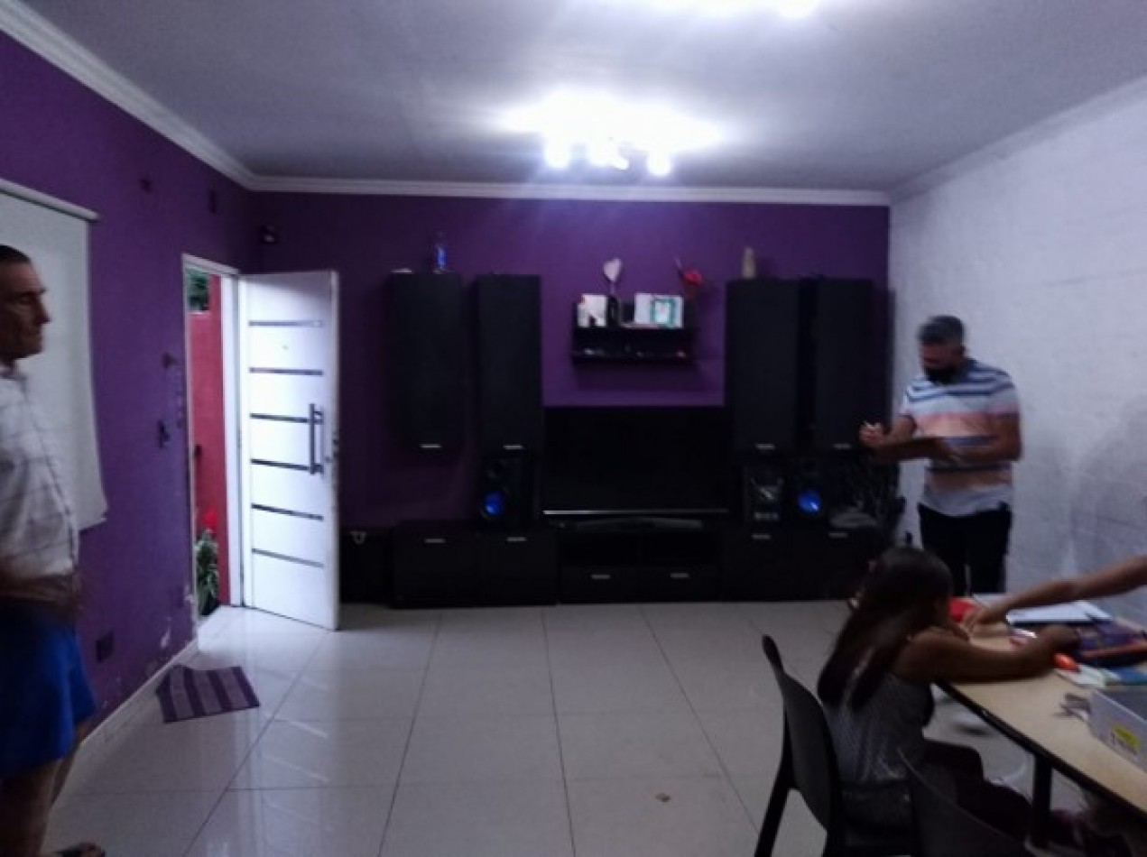 CASA EN VENTA - 7 DORMITORIOS - 10 AMBIENTES - BELLA VISTA