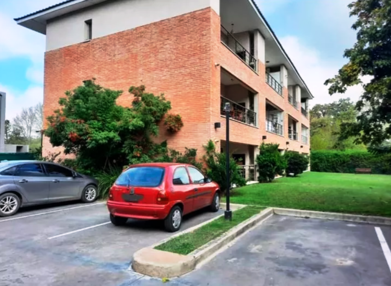 Venta Excelente Departamento 2 Ambientes En Pilar