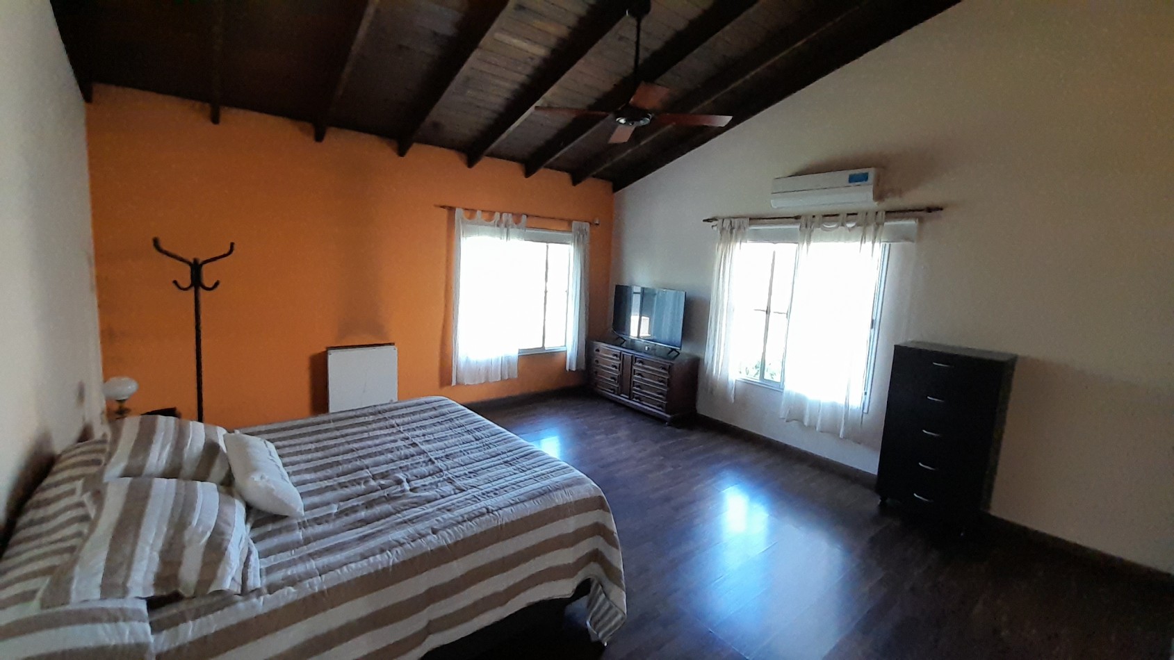 CASA VENTA, SAUSALITO PILAR, 4 DORMITORIOS LOTE CENTRAL - APTO CREDITO