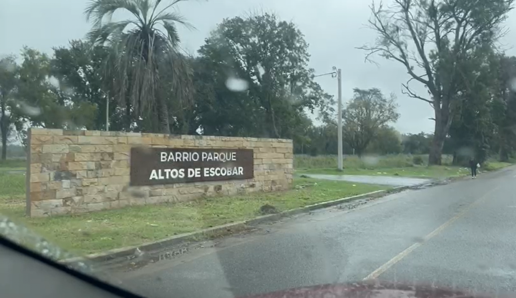 LOTE EN BARRIO PARQUE ALTOS DE ESCOBAR - Frente a Temaiken - Belen de Escobar