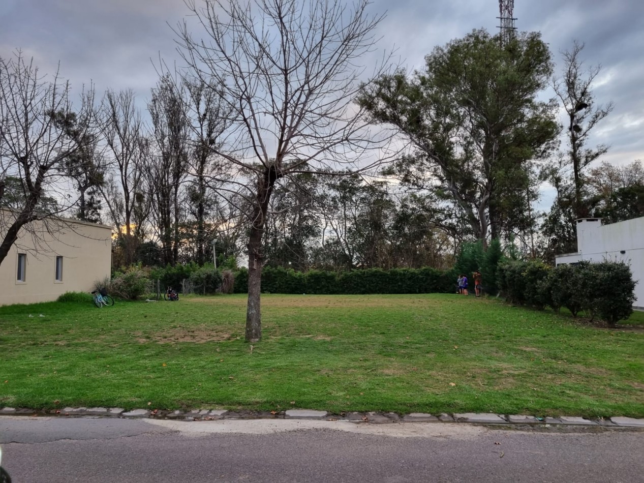 VENTA LOTE BARRIO LA CUESTA - CON ESCRITURA, MANZANARES PILAR