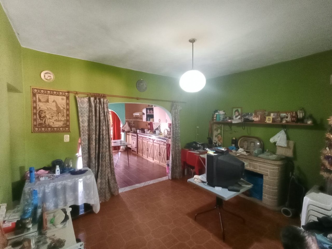 VENTA DE CASA 5 AMBIENTES EN JOSE C. PAZ