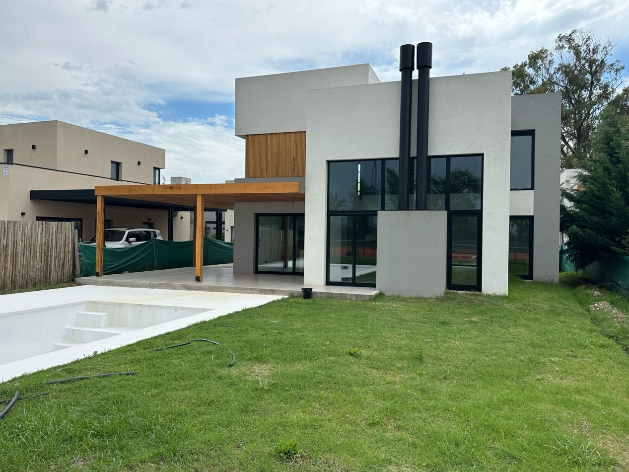 VENTA CASA LAGOON, 4 AMBIENTES - VILLA ROSA, PILAR