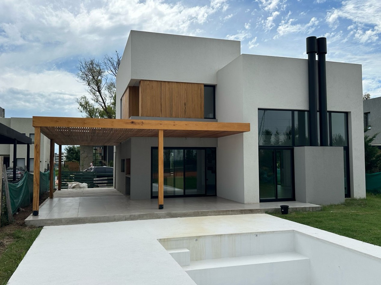 VENTA CASA LAGOON, 4 AMBIENTES - VILLA ROSA, PILAR