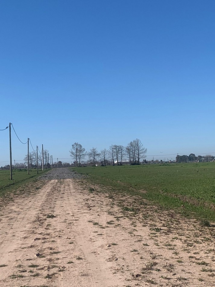 Lotes en Barrio Semicerrado El Solar - Mariano Acosta - Partido de Merlo