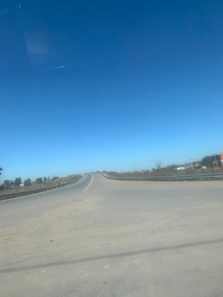 Lotes en Barrio Semicerrado Cactus - Mariano Acosta - Partido de Merlo