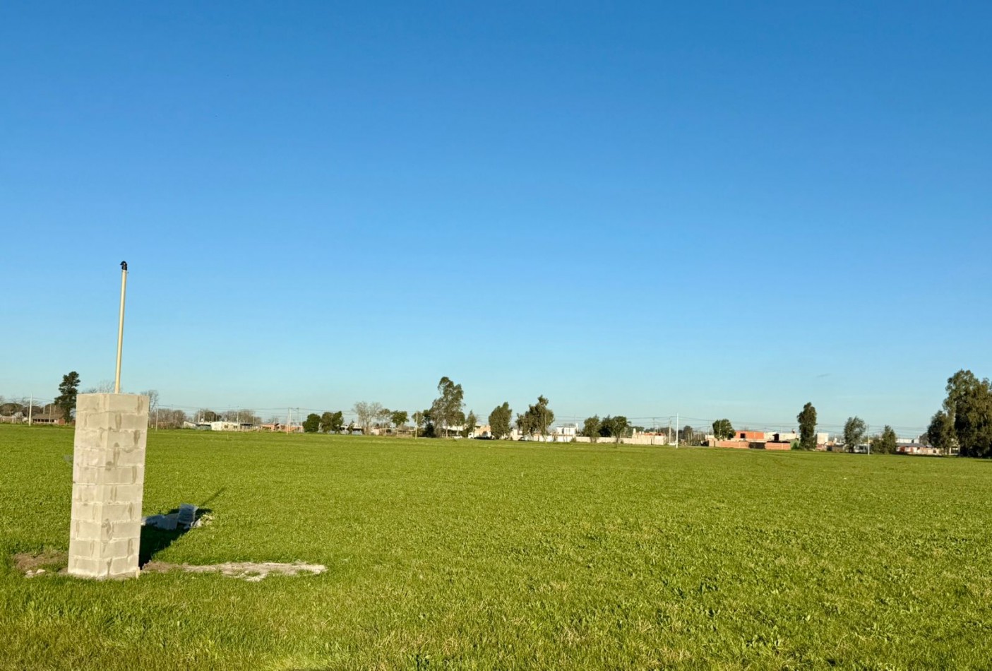 Lotes en Barrio Semicerrado El Solar - Mariano Acosta - Partido de Merlo