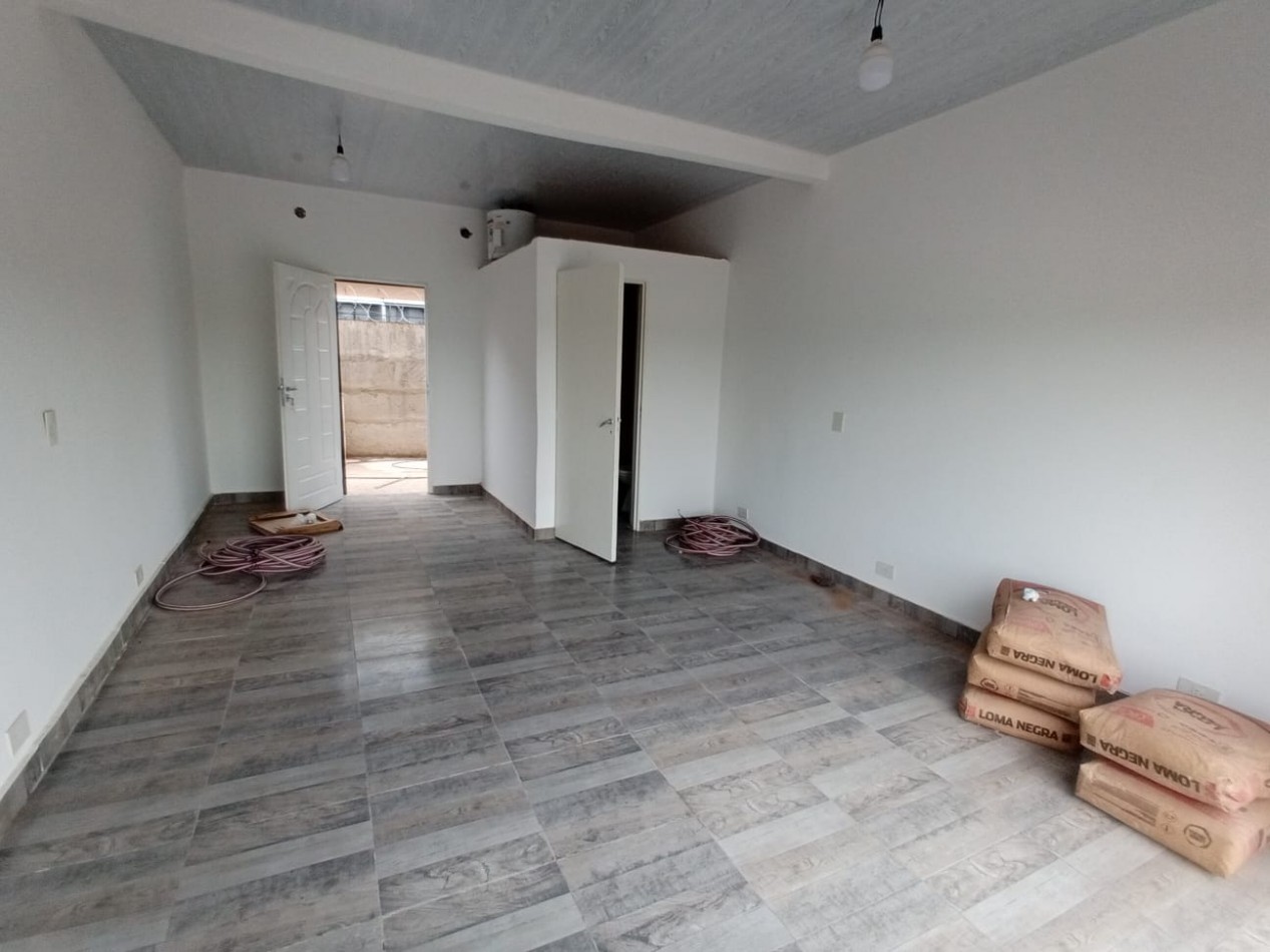 LOCALES EN ALQUILER sobre la calle Marchena, Jose C. Paz