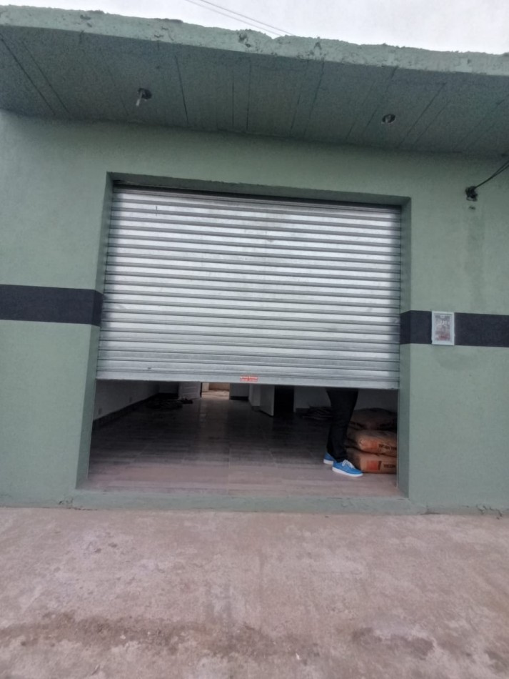 LOCALES EN ALQUILER sobre la calle Marchena, Jose C. Paz