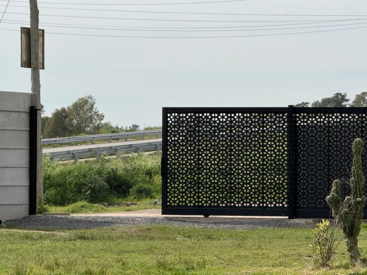 Lotes en Barrio Semicerrado Cactus - Mariano Acosta - Partido de Merlo