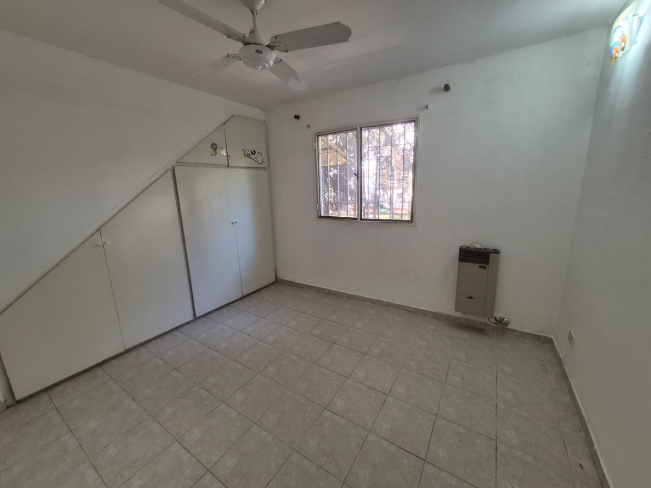 VENTA DUPLEX 4 AMBIENTES CON COCHERA PILAR CENTRO APTO CREDITO