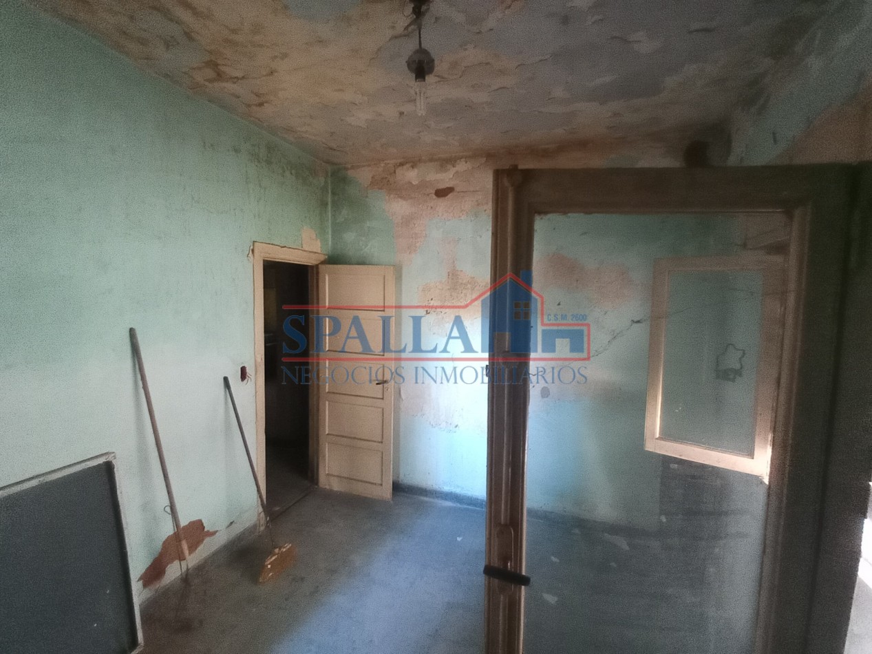 CASA EN VENTA A REFACCIONAR (CENTRO DE JOSE C. PAZ)