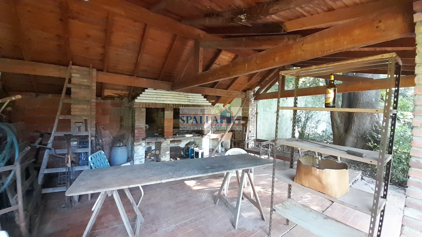 VENTA CASA QUINTA 4 AMBIENTES EN PRESIDENTE DERQUI PILAR, CON PILETA