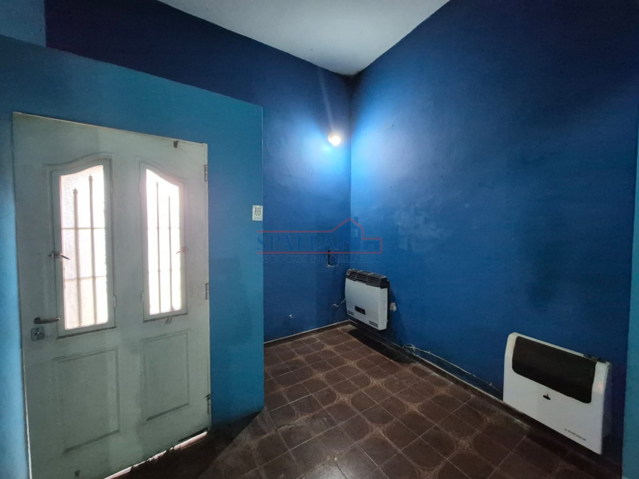 VENTA CASA 3 AMBIENTES SOBRE RUTA 25 MATHEU ESCOBAR IDEAL USO COMERCIAL