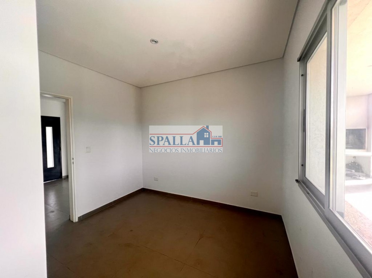 VENTA CASA 5 AMBIENTES, CON RENTA EN BARRIO EL ALJIBE - OPORTUNIDAD INVERSION
