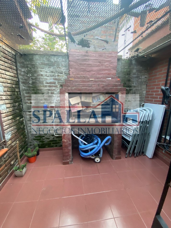 CASA TIPO CHALET EN VENTA - 5 AMBIENTES EN JOSE C. PAZ
