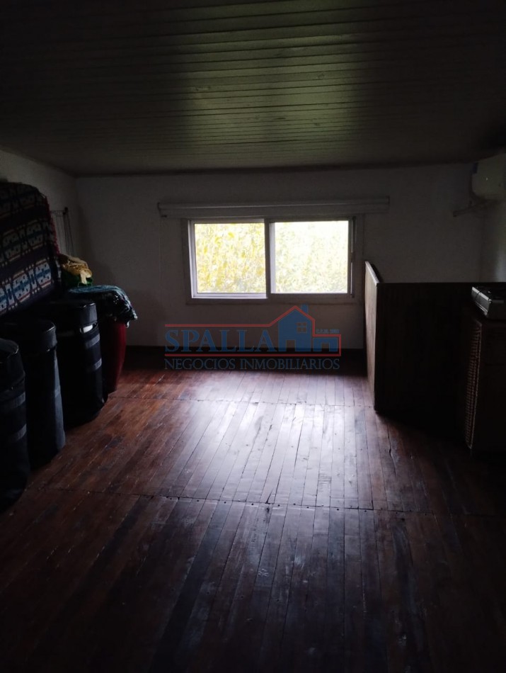 VENTA MONOAMBIENTE AMPLIO CON ENTREPISO PILAR CENTRO CON PATIO Y PILETA