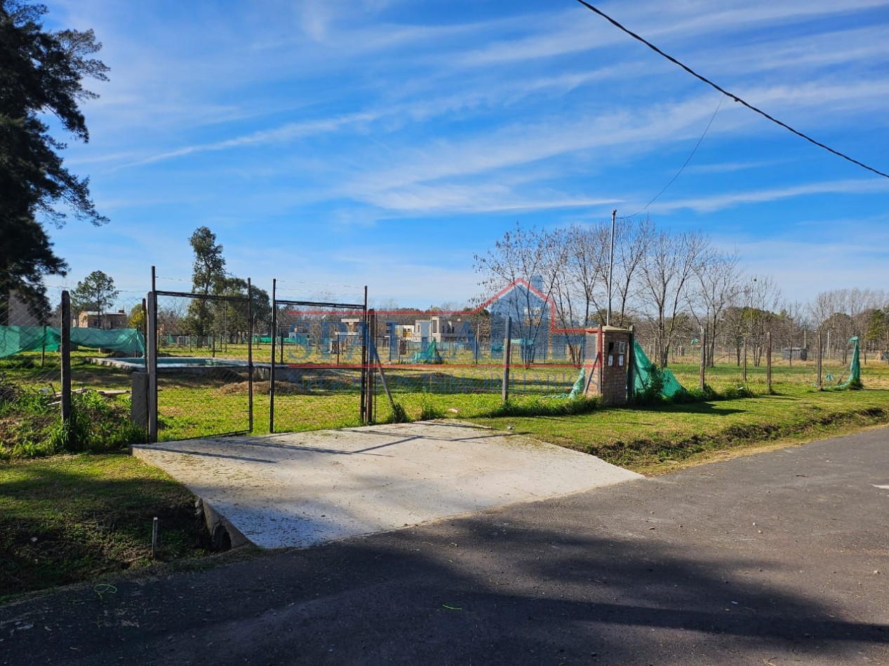 ¡Imperdible! Venta de Dos Lotes de 375 m² con Piscina en el Exclusivo Barrio Pampa Pilar.