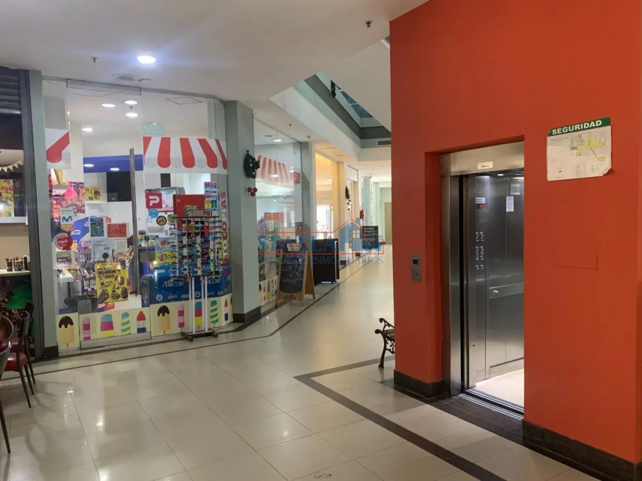 VENTA MONOAMBIENTE USO PROFESIONAL SHOPPING PILAR POINT PILAR - IDEAL INVERSION