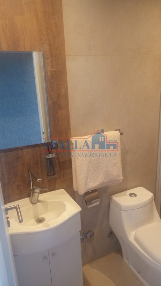 VENTA CASA 4 AMBIENTES EN BARRIO CERRADO LAGOON PILAR