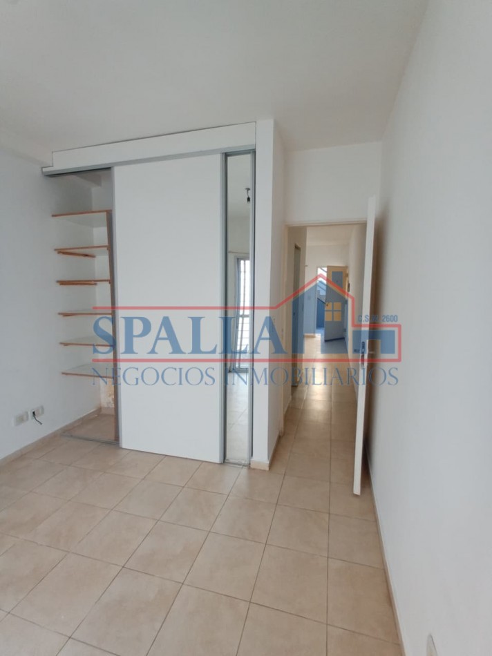 ALQUILER DE  DEPARTAMENTO DOS AMBIENTES CON COCHERA CUBIERTA , EXCELENTE UBICACION EN SAN MIGUEL