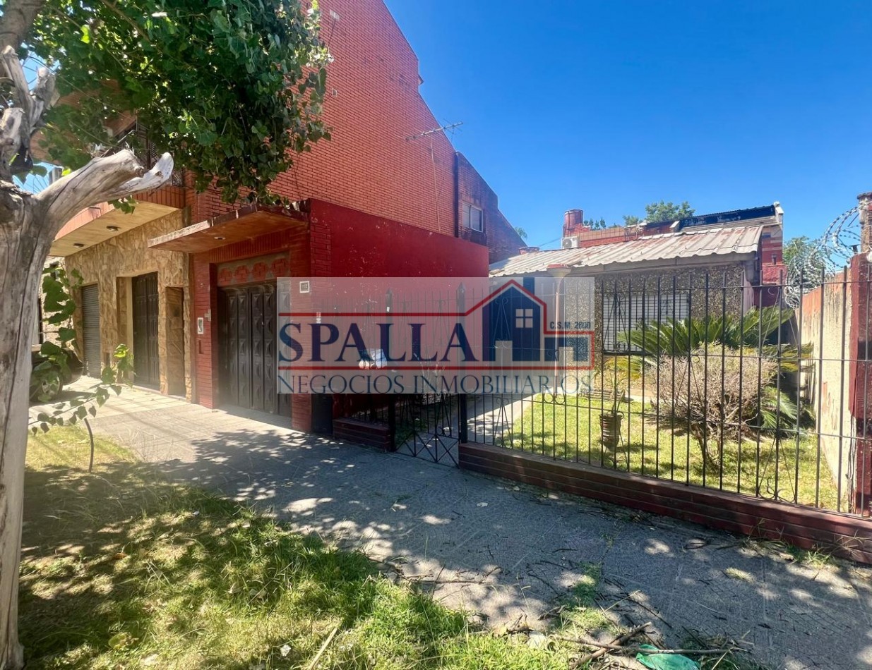 VENTA DE 2 CASAS EN BLOQUE 7 AMBIENTES JOSE C PAZ