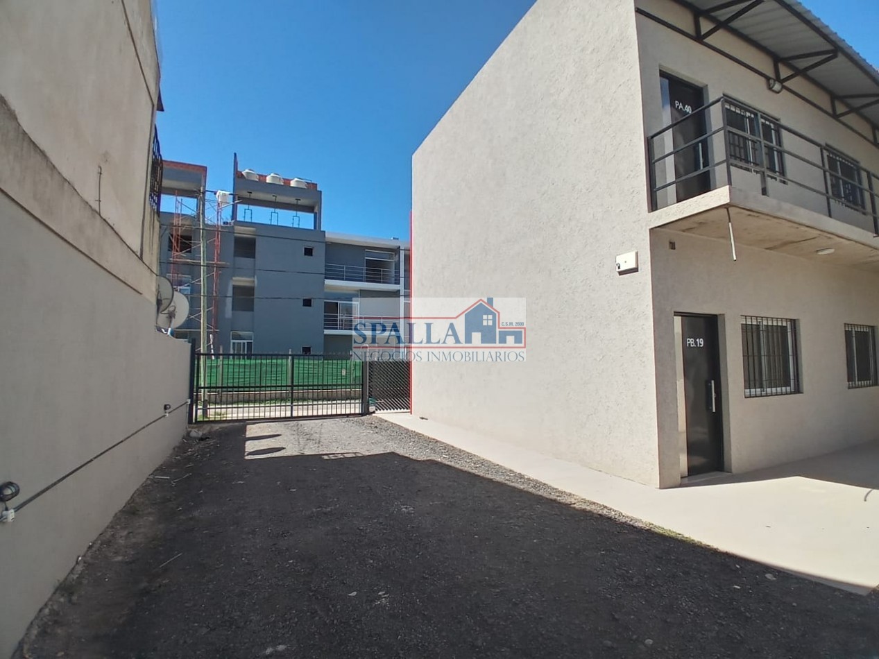 VENTA DEPARTAMENTO PLANTA BAJA PILAR CON COCHERA - ABBINATTURA III