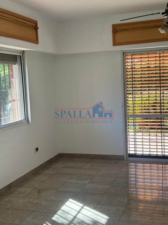 VENTA CASA 4 AMBIENTES SOBRE 2 LOTES DE TERRENO, TORTUGUITAS 