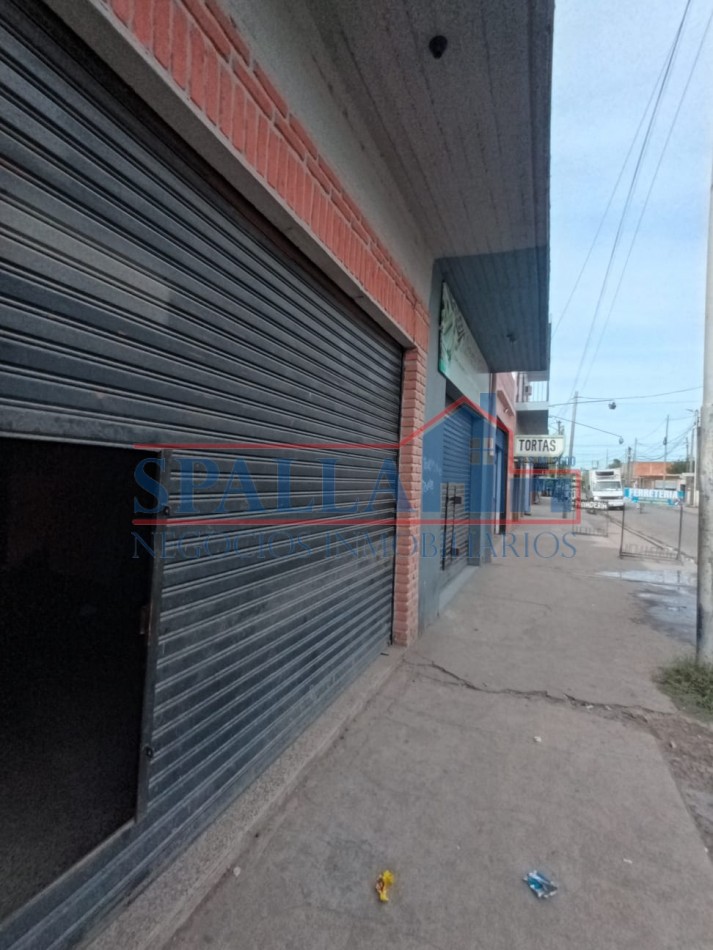 LOCAL EN ALQUILER DESTACADO EN ZONA COMERCIAL DE JOSE C. PAZ