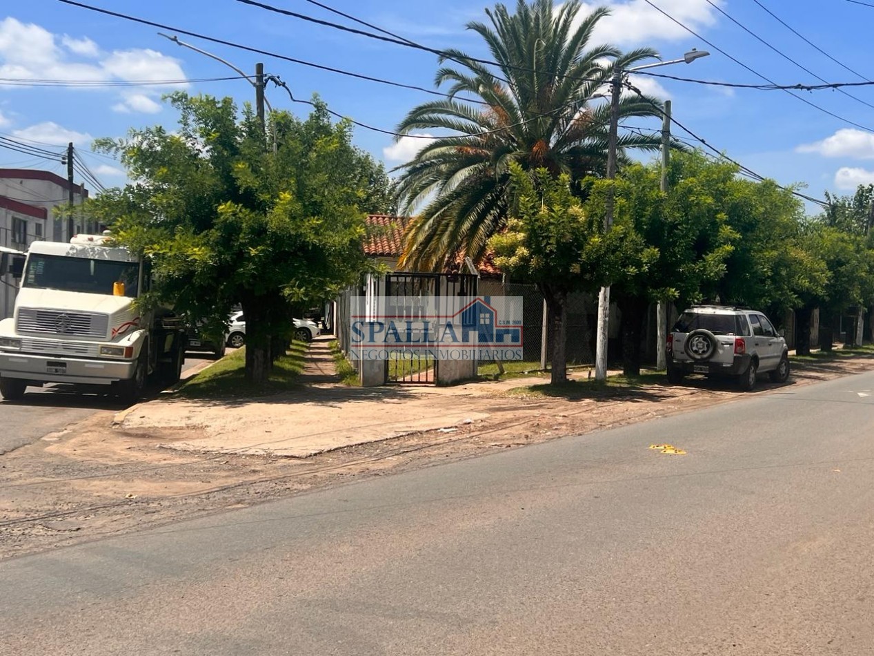 VENTA EXCELENTE PROPIEDAD IDEAL USO COMERCIAL EN CENTRO DE DERQUI, PILAR 