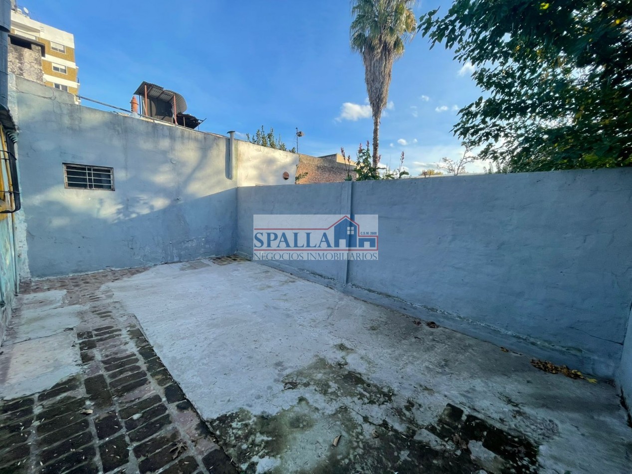 ALQUILER CASA 4 AMBIENTES USO COMERCIAL APTO OFICINA, CONSULTORIO, PILAR CENTRO