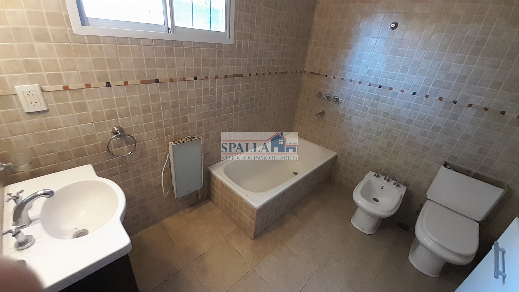 VENTA CASA 3 AMBIENTES EN PILAR, CON ESCRITURA - FINANCIACION