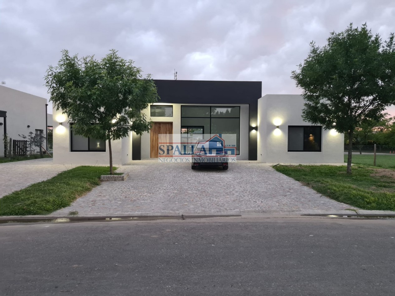 VENTA CASA 5 AMBIENTES BARRIO SAN MATIAS AREA 5 A TERMINAR