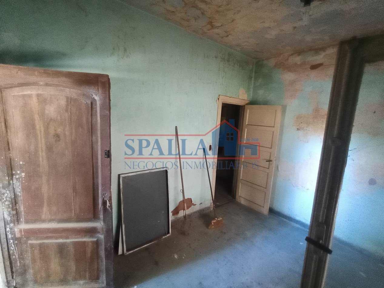 CASA EN VENTA A REFACCIONAR (CENTRO DE JOSE C. PAZ)