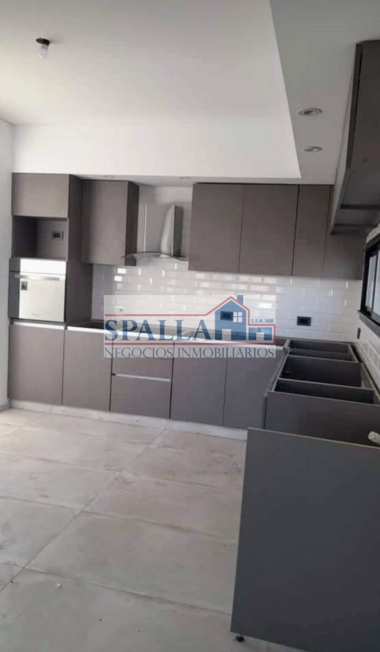 VENTA CASA 5 AMBIENTES BARRIO SAN MATIAS AREA 5 A TERMINAR