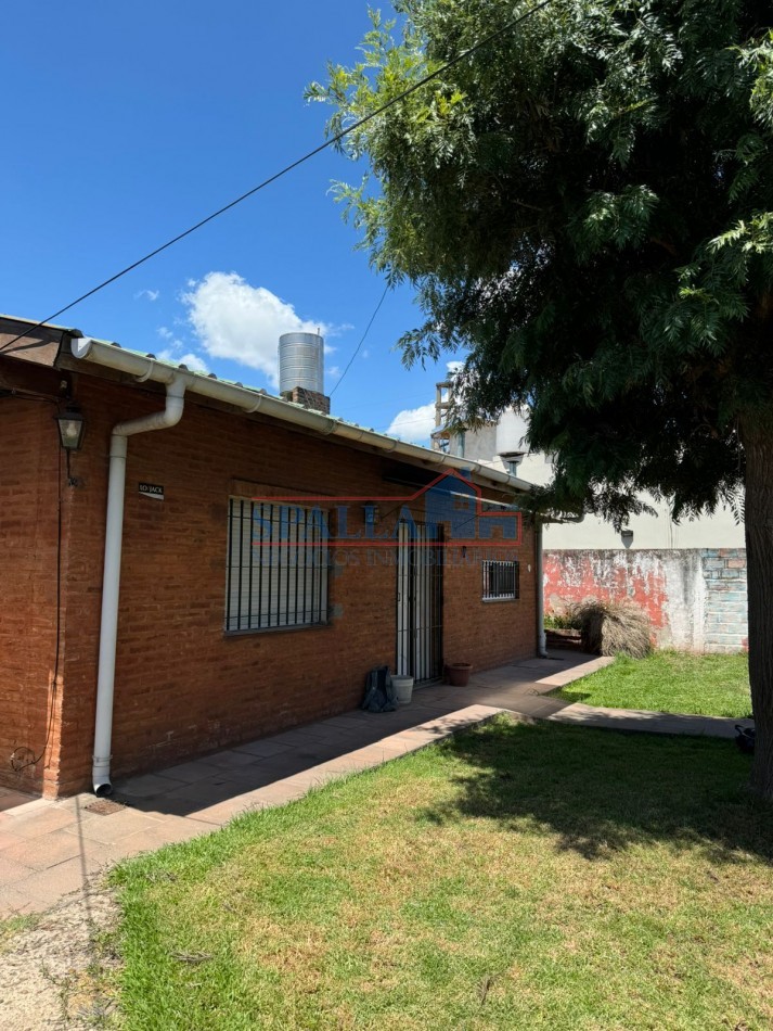 VENTA CASA 4 AMBIENTES SOBRE 2 LOTES DE TERRENO, TORTUGUITAS 
