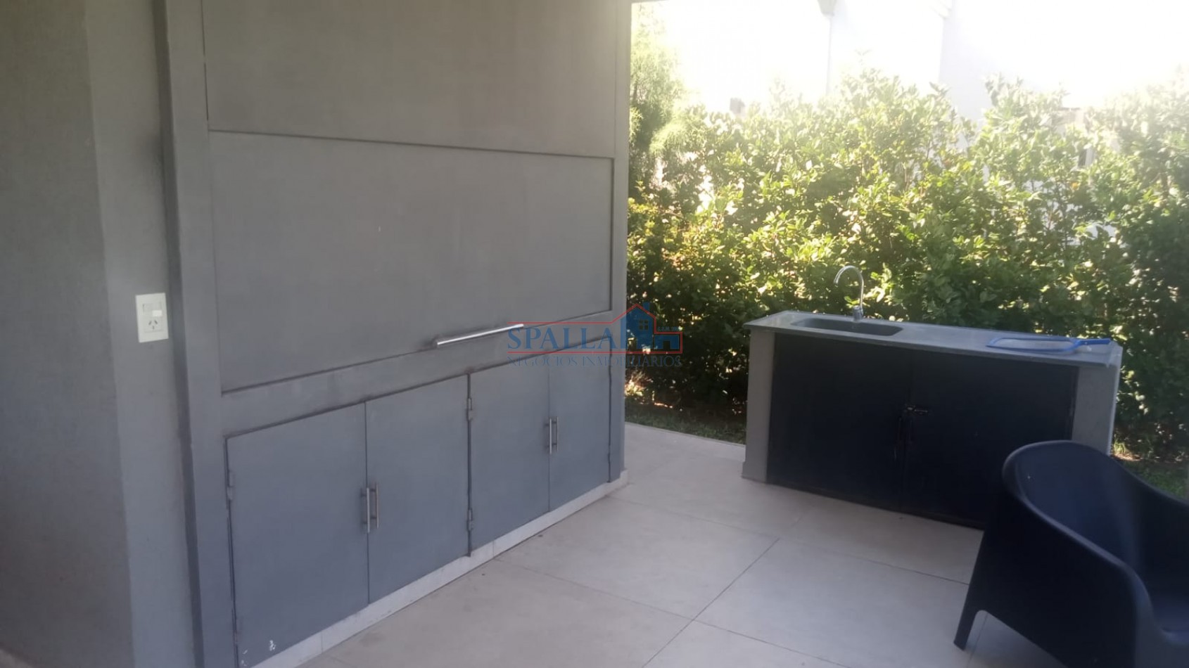 VENTA CASA 4 AMBIENTES EN BARRIO CERRADO LAGOON PILAR