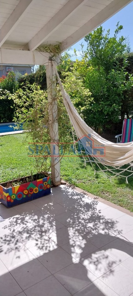 VENTA CASA 4 AMBIENTES BARRIO CERRADO LA CANDELA PILAR, CON PILETA 