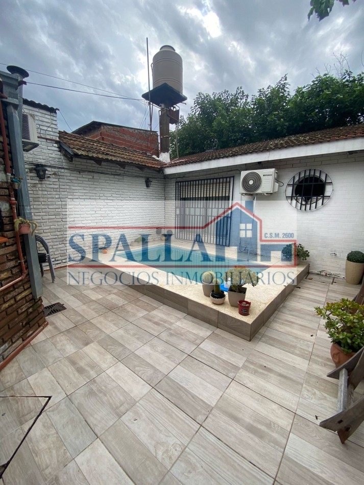 CASA TIPO CHALET EN VENTA - 5 AMBIENTES EN JOSE C. PAZ