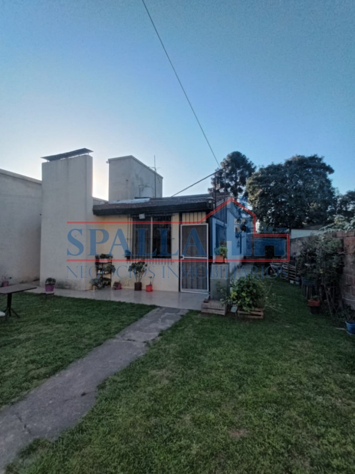 CASA 3 AMBIENTES EN VENTA CON GRAN JARDIN EN ING. PABLO NOGUES