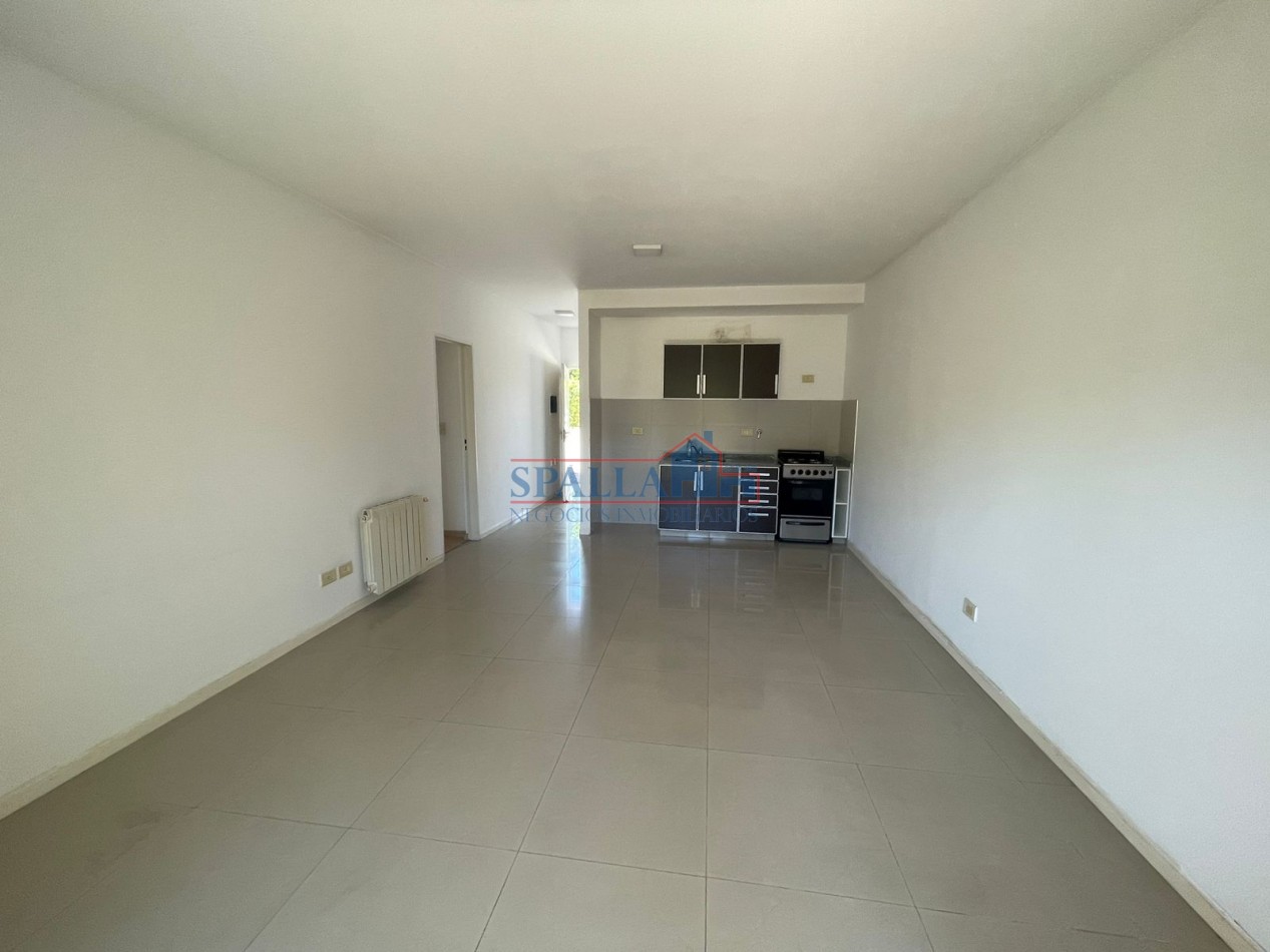 ALQUILER DOS AMBIENTES PLANTA BAJA CON COCHERA ALTOS DEL MOLINO PILAR