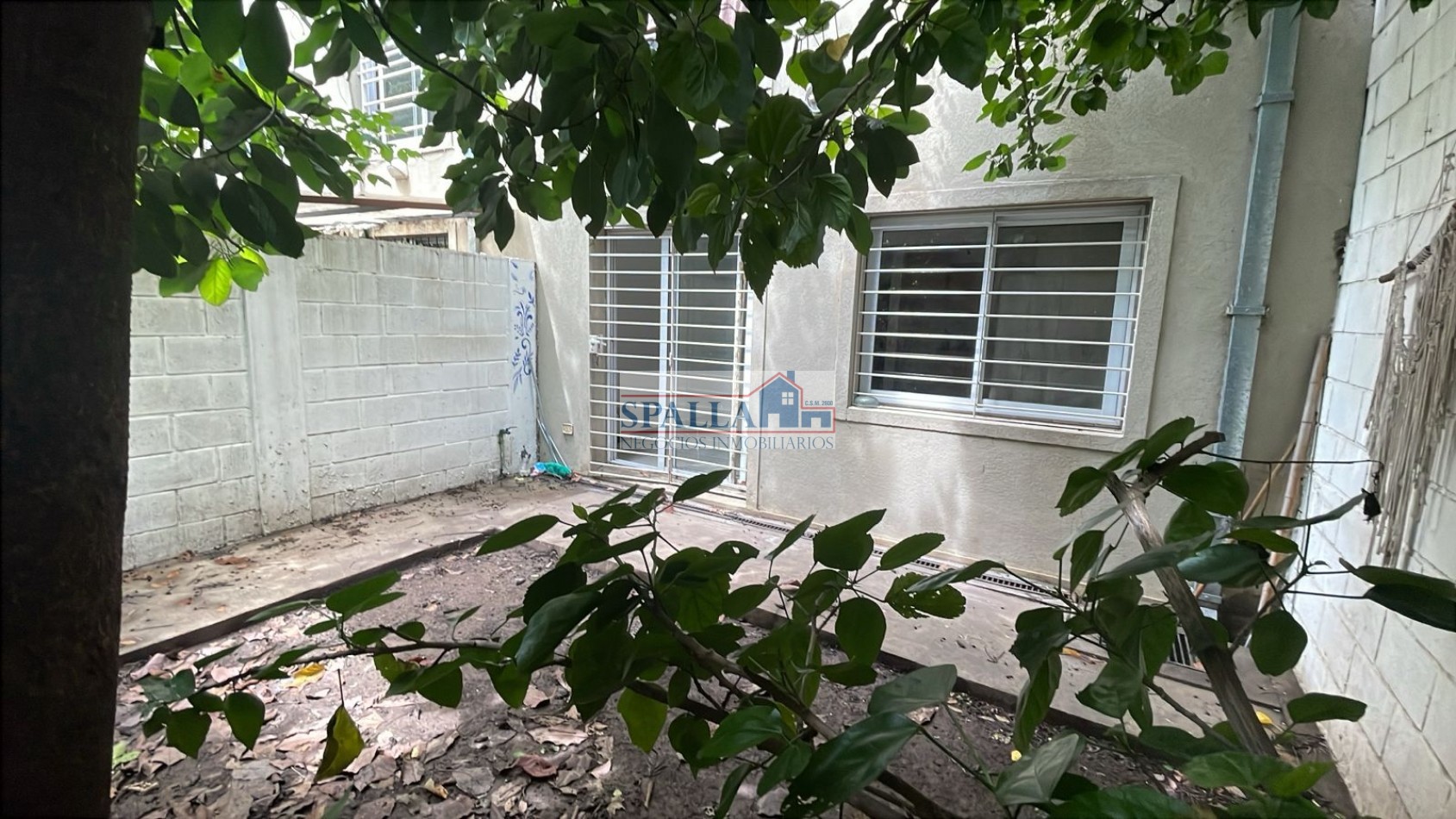 ALQUILER MONOAMBIENTE GRANDE PILAR CENTRO CON PATIO Y PILETA