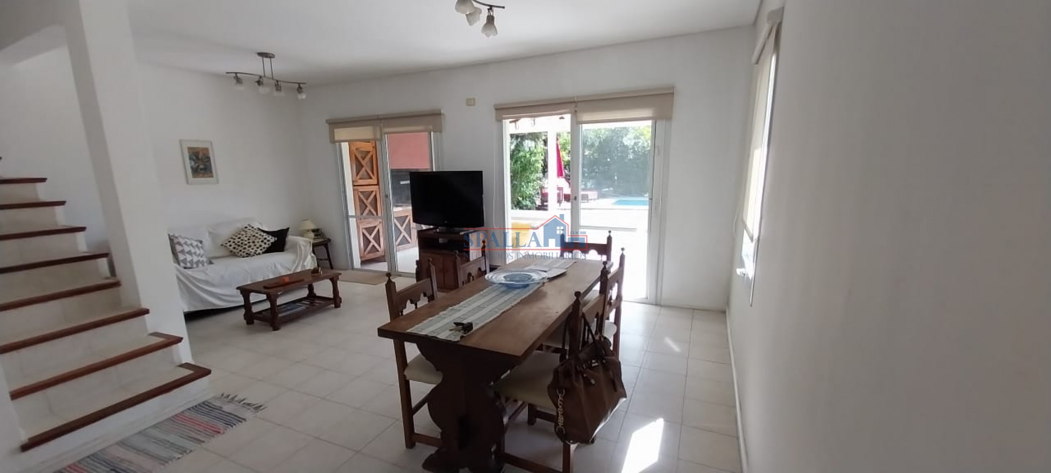 VENTA CASA 4 AMBIENTES BARRIO CERRADO LA CANDELA PILAR, CON PILETA 
