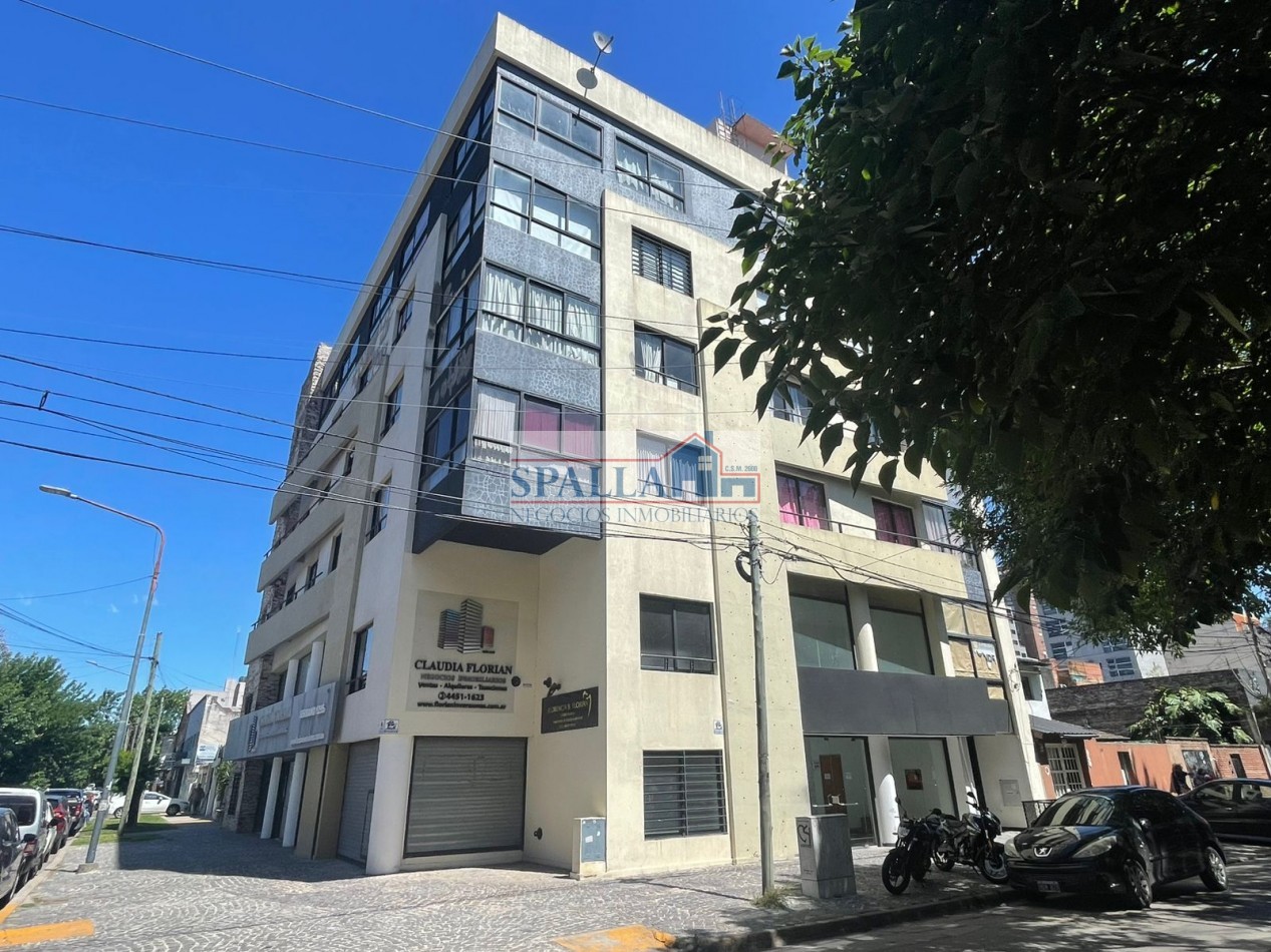 VENTA DEPARTAMENTO DOS AMBIENTES EN SAN MIGUEL CENTRO CON RENTA - APTO PROFESIONAL Y RESIDENCIAL