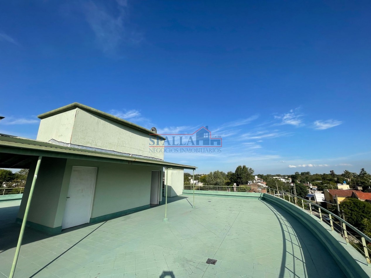 VENTA DEPARTAMENTO DOS AMBIENTES AL FRENTE PLANTA BAJA PILAR CENTRO 