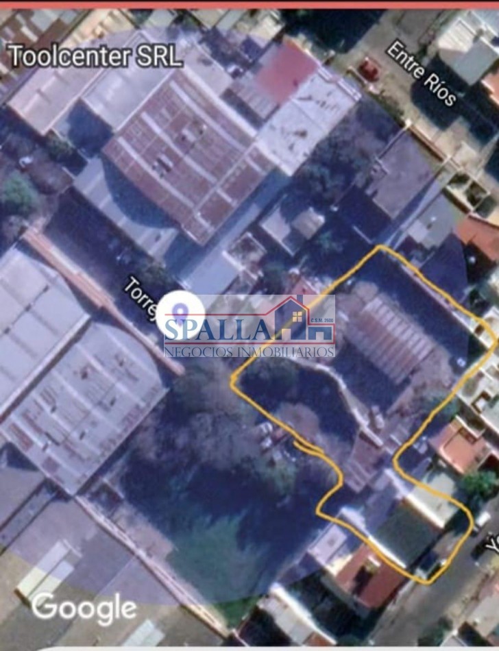Excelente galpon en doble lote con doble porton a la venta - San Justo, La Matanza, Provincia de Buenos Aires